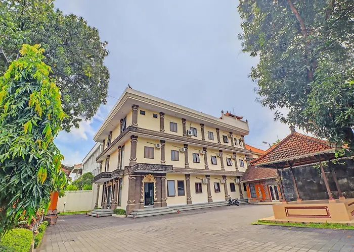 Reddoorz At Nuansa Indah Hotel