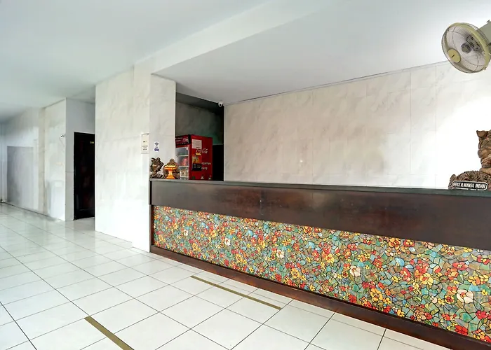 Hotel Reddoorz At Nuansa Indah